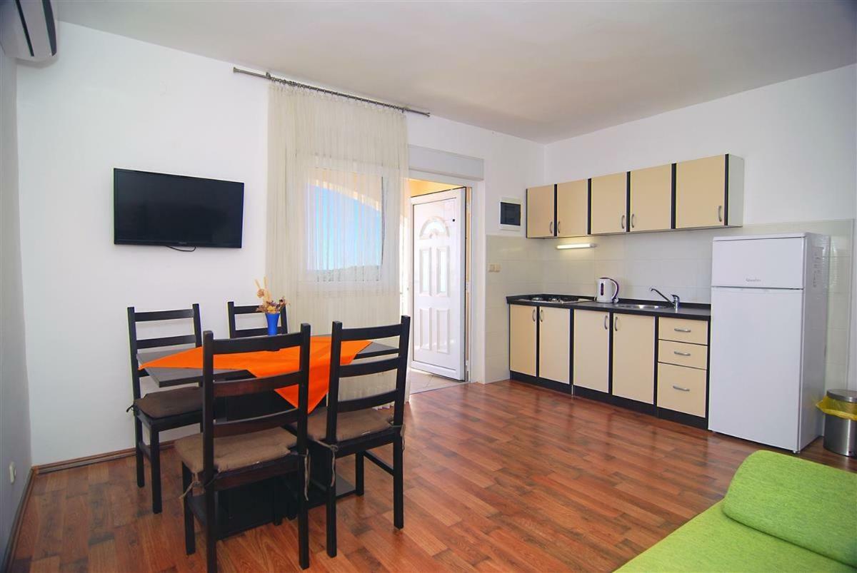 Апартаменты Apartman Luca Зечево Экстерьер фото